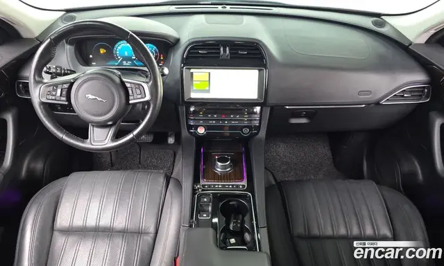 Jaguar F-Pace 2018 2.0 автомат (гидро), миниатюра 10 Jaguar F-Pace 2018 2.0 автомат (гидро), миниатюра 10
