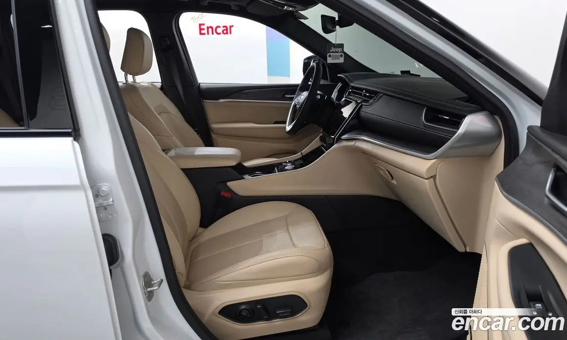 Jeep Cherokee 2023 2.0 автомат (гидро), фото 16 Jeep Cherokee 2023 2.0 автомат (гидро), фото 16