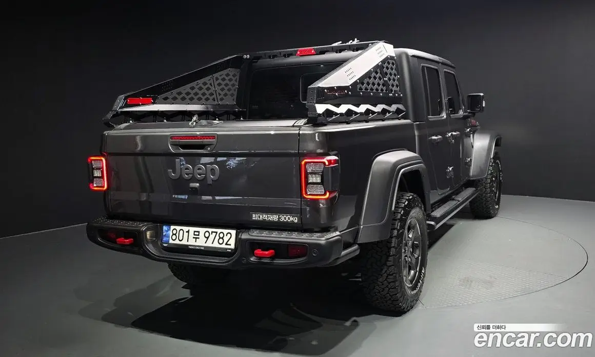 Jeep Gladiator 2022 3.6 автомат (гидро), фото 4 Jeep Gladiator 2022 3.6 автомат (гидро), фото 4