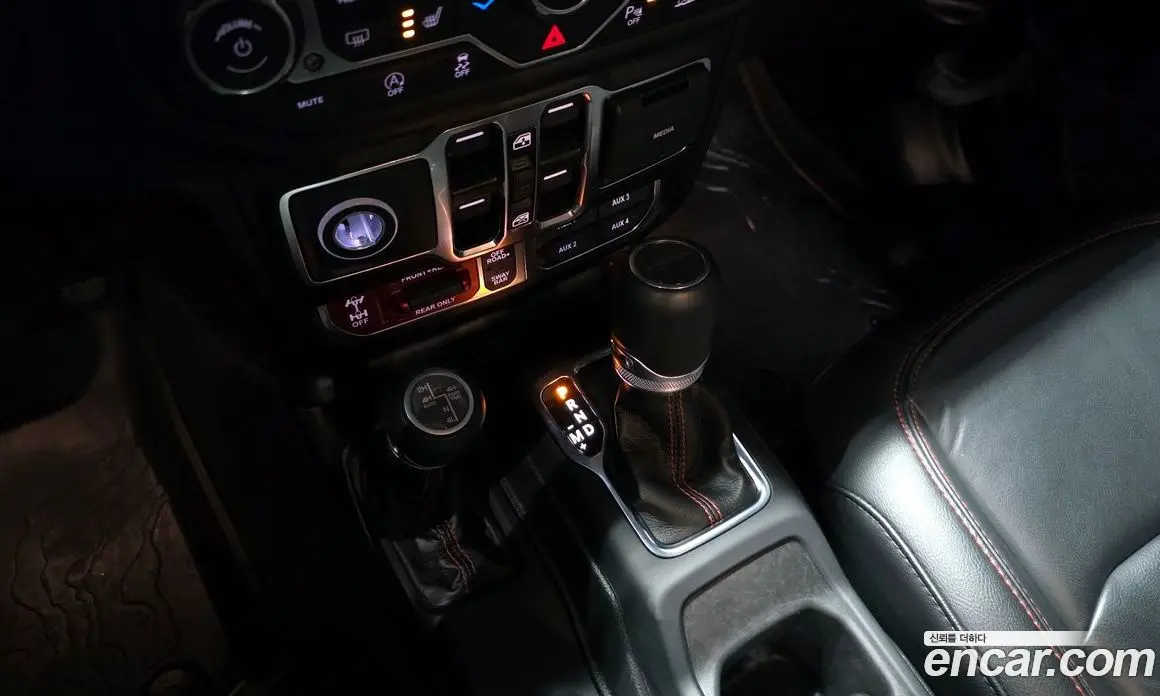 Jeep Gladiator 2022 3.6 автомат (гидро), фото 9 Jeep Gladiator 2022 3.6 автомат (гидро), фото 9
