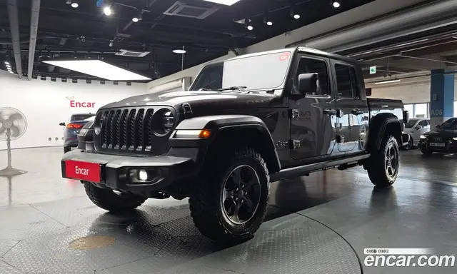 Jeep Gladiator 2022 3.6 автомат (гидро), миниатюра 1 Jeep Gladiator 2022 3.6 автомат (гидро), миниатюра 1