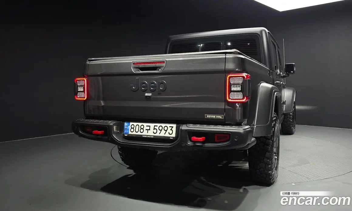 Jeep Gladiator 2022 3.6 автомат (гидро), фото 4 Jeep Gladiator 2022 3.6 автомат (гидро), фото 4