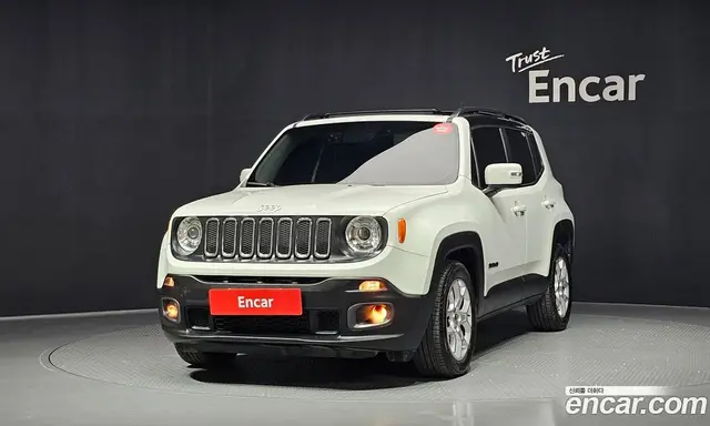 Jeep Renegade 2017 2.4 автомат (гидро), миниатюра 1 Jeep Renegade 2017 2.4 автомат (гидро), миниатюра 1
