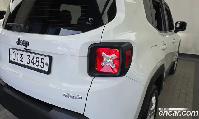Jeep Renegade 2017 2.4 автомат (гидро), миниатюра 9 Jeep Renegade 2017 2.4 автомат (гидро), миниатюра 9