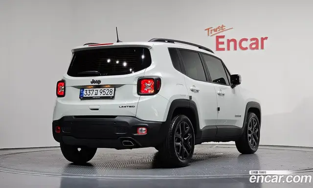 Jeep Renegade 2022 1.3 автомат (гидро), миниатюра 2 Jeep Renegade 2022 1.3 автомат (гидро), миниатюра 2