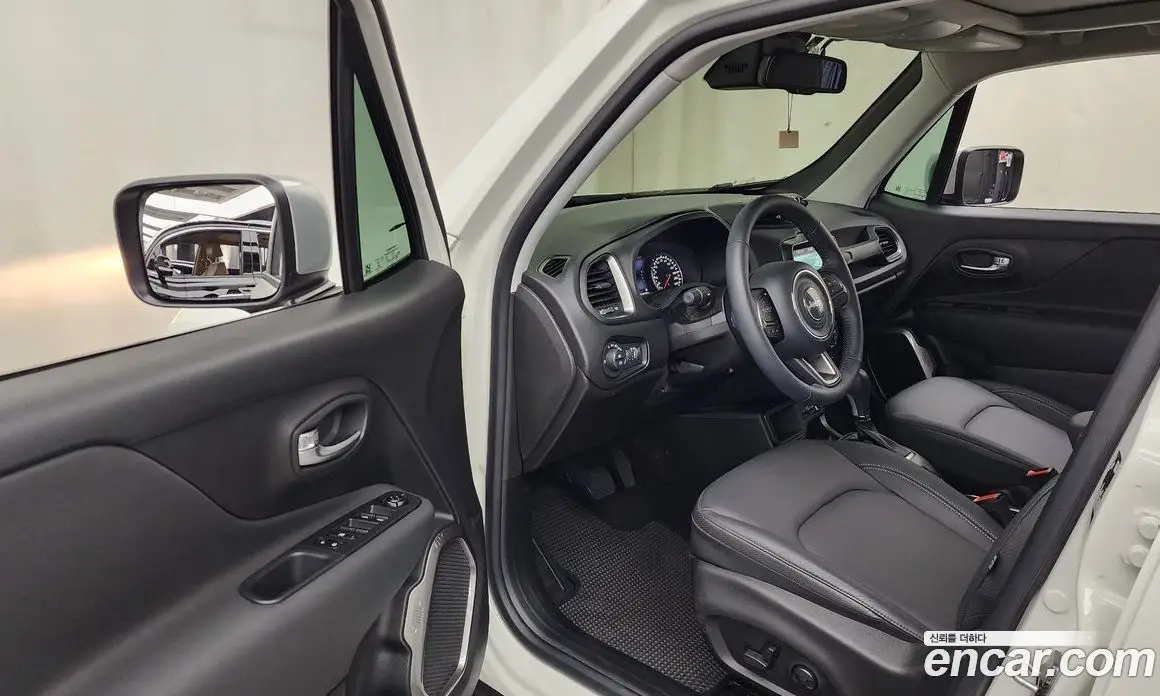 Jeep Renegade 2022 1.3 автомат (гидро), фото 13 Jeep Renegade 2022 1.3 автомат (гидро), фото 13