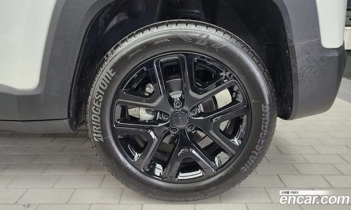 Jeep Renegade 2022 1.3 автомат (гидро), фото 7 Jeep Renegade 2022 1.3 автомат (гидро), фото 7