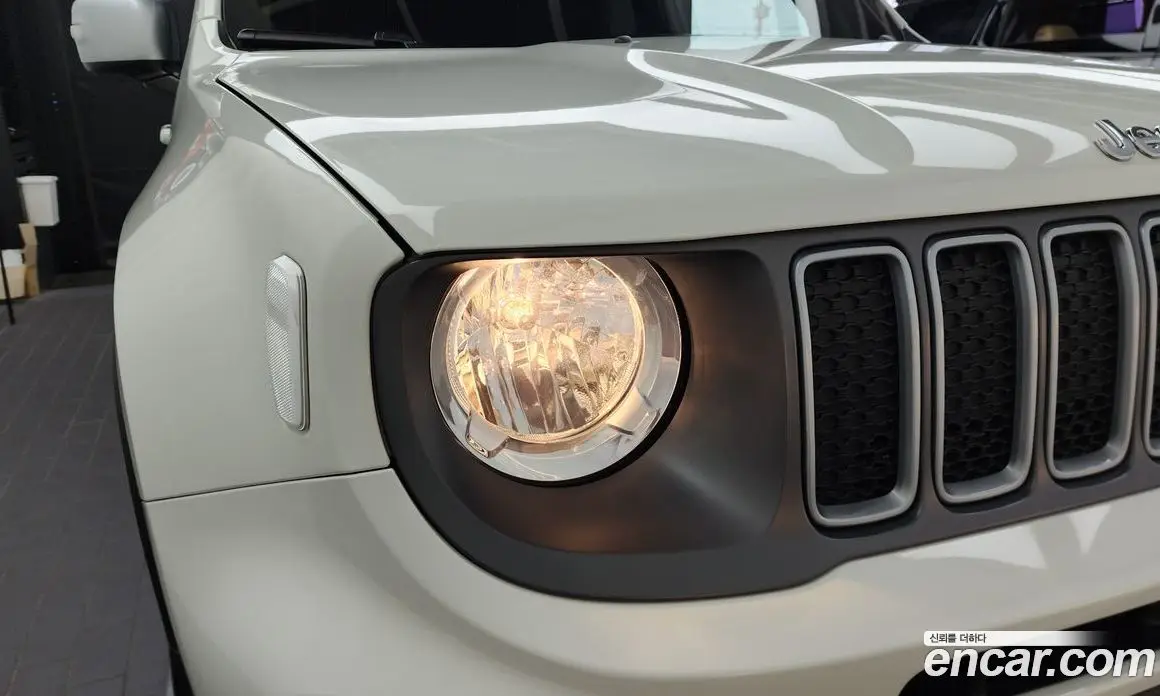 Jeep Renegade 2022 1.3 автомат (гидро), фото 8 Jeep Renegade 2022 1.3 автомат (гидро), фото 8