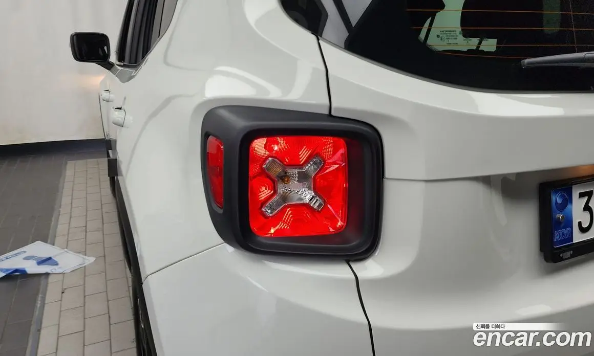 Jeep Renegade 2022 1.3 автомат (гидро), фото 9 Jeep Renegade 2022 1.3 автомат (гидро), фото 9