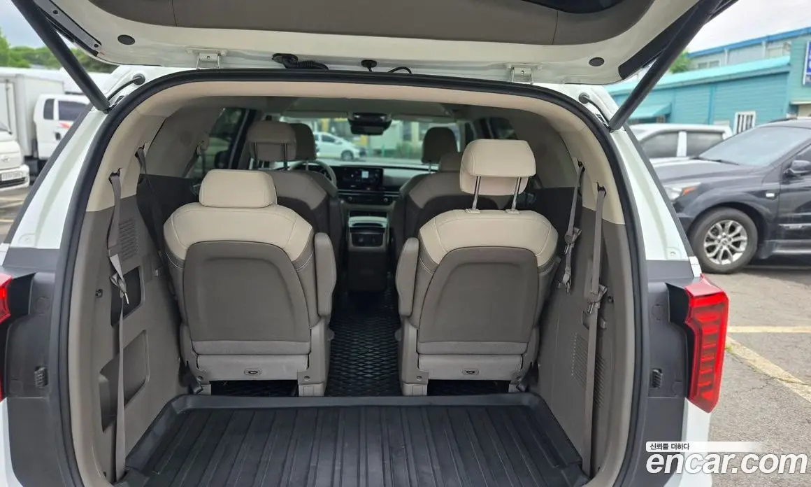 Kia Carnival 2023 3.5 автомат (гидро), фото 19