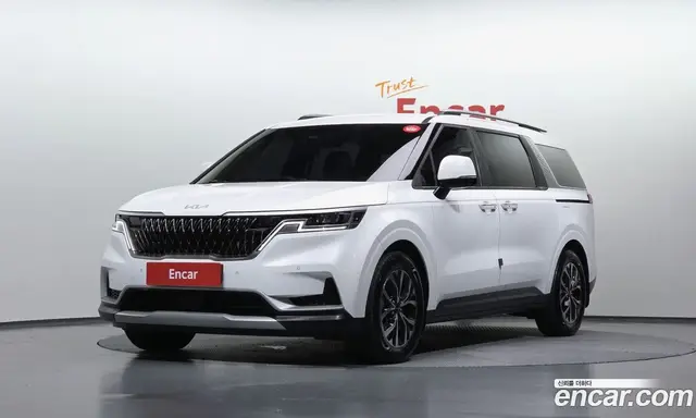 Kia Carnival, 2023, 32 501 км