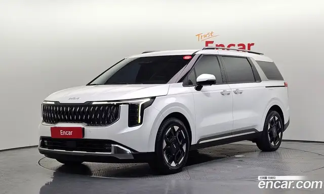 Kia Carnival, 2024, 24 230 км