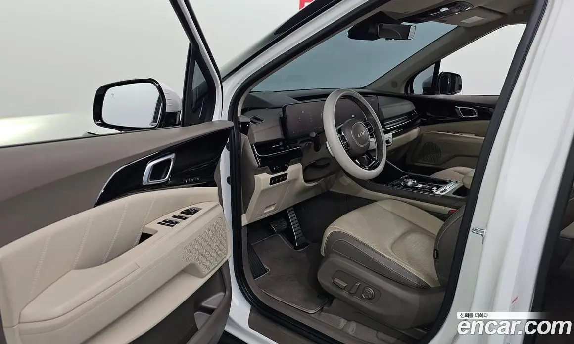 Kia Carnival 2024 1.6 автомат (гидро), фото 13