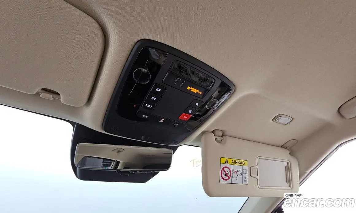 Kia Carnival 2024 1.6 автомат (гидро), фото 24