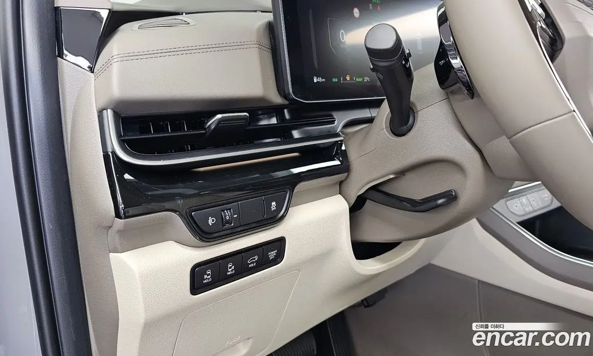 Kia Carnival 2024 1.6 автомат (гидро), фото 28