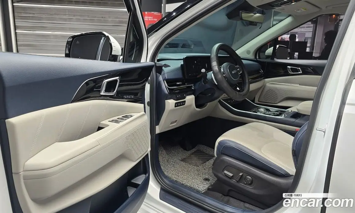 Kia Carnival 2024 1.6 автомат (гидро), фото 10 Kia Carnival 2024 1.6 автомат (гидро), фото 10