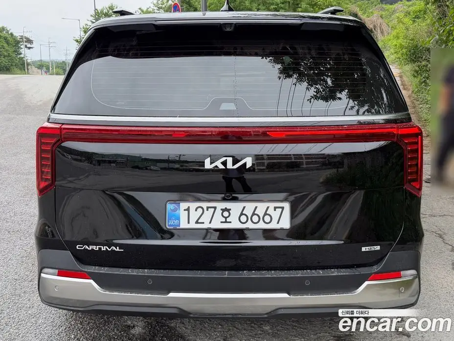 Kia Carnival 2026 1.6 автомат (гидро), фото 4 Kia Carnival 2026 1.6 автомат (гидро), фото 4