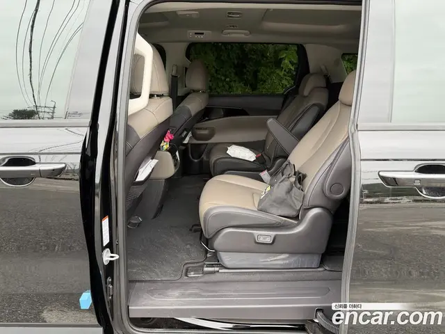 Kia Carnival 2026 1.6 автомат (гидро), миниатюра 8 Kia Carnival 2026 1.6 автомат (гидро), миниатюра 8