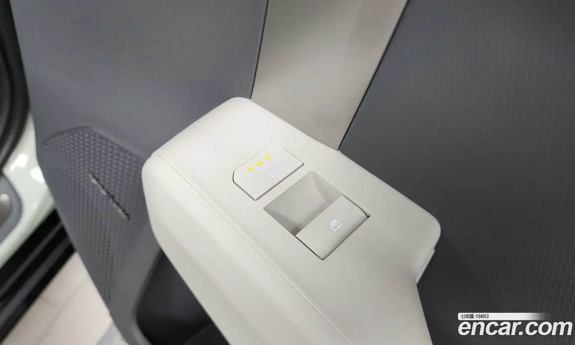 Kia EV3 2024 0.2 автомат (гидро), фото 19