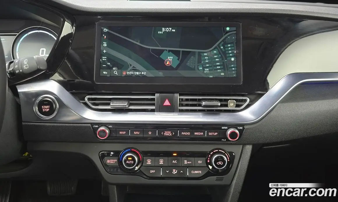 Kia Niro 2022 0.2 автомат (гидро), фото 18