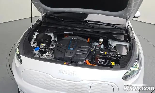 Kia Niro 2022 0.2 автомат (гидро), миниатюра 6