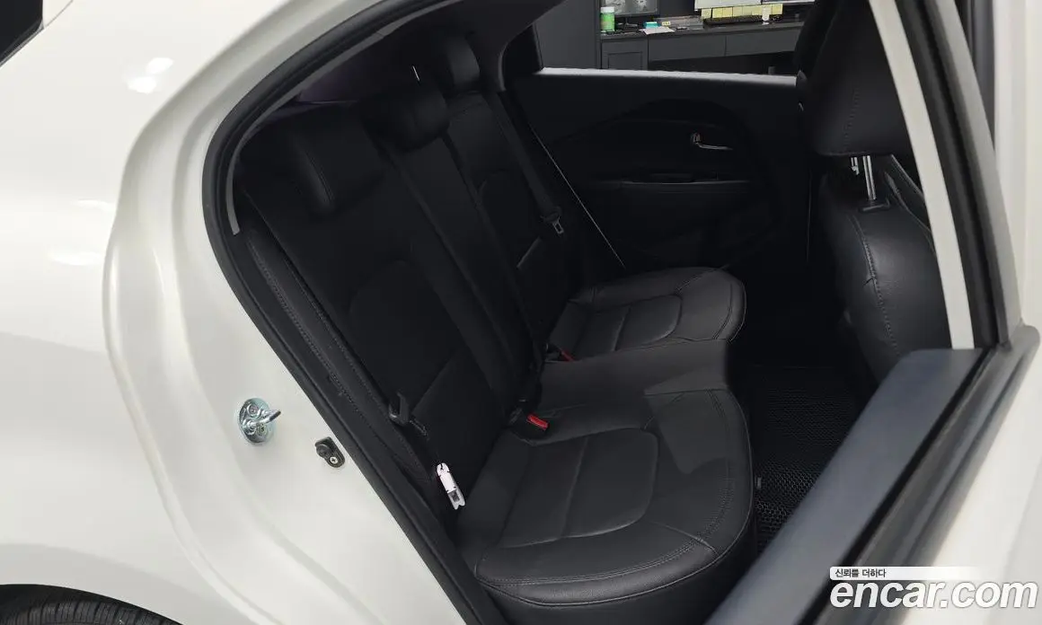 Kia Pride 2012 1.4 автомат (гидро), фото 16 Kia Pride 2012 1.4 автомат (гидро), фото 16
