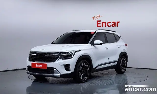 Kia Seltos 2023 1.6 автомат (гидро), миниатюра 1 Kia Seltos 2023 1.6 автомат (гидро), миниатюра 1