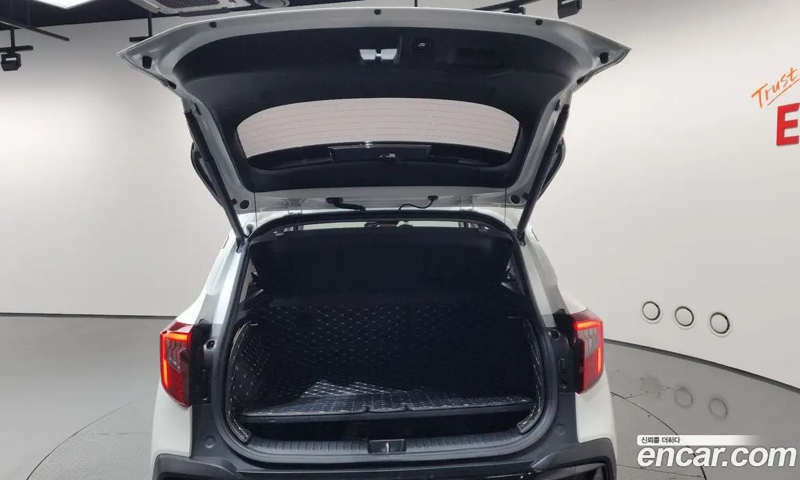 Kia Seltos 2023 1.6 автомат (гидро), фото 27 Kia Seltos 2023 1.6 автомат (гидро), фото 27