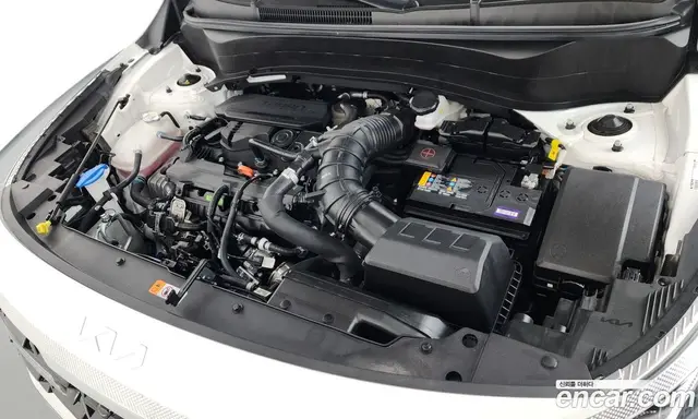 Kia Seltos 2023 1.6 автомат (гидро), миниатюра 6 Kia Seltos 2023 1.6 автомат (гидро), миниатюра 6