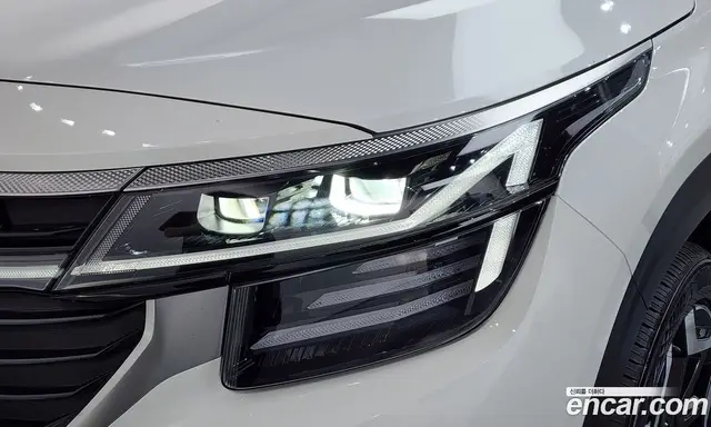 Kia Seltos 2023 1.6 автомат (гидро), миниатюра 8 Kia Seltos 2023 1.6 автомат (гидро), миниатюра 8