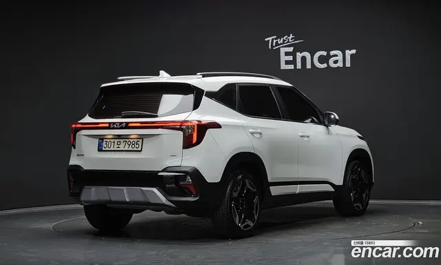 Kia Seltos 2023 2.0 автомат (гидро), миниатюра 2 Kia Seltos 2023 2.0 автомат (гидро), миниатюра 2