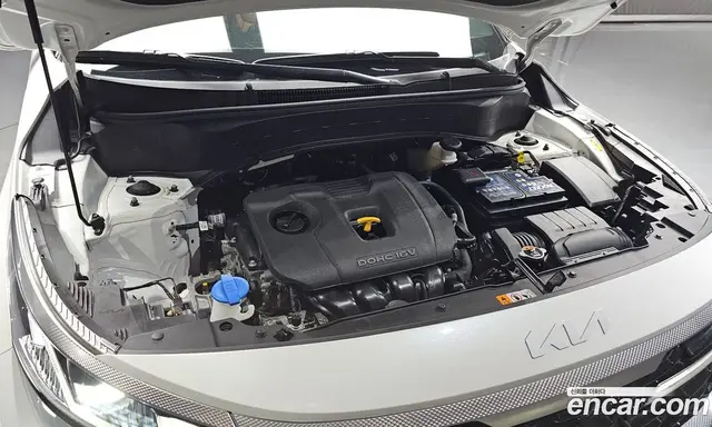 Kia Seltos 2023 2.0 автомат (гидро), миниатюра 6 Kia Seltos 2023 2.0 автомат (гидро), миниатюра 6