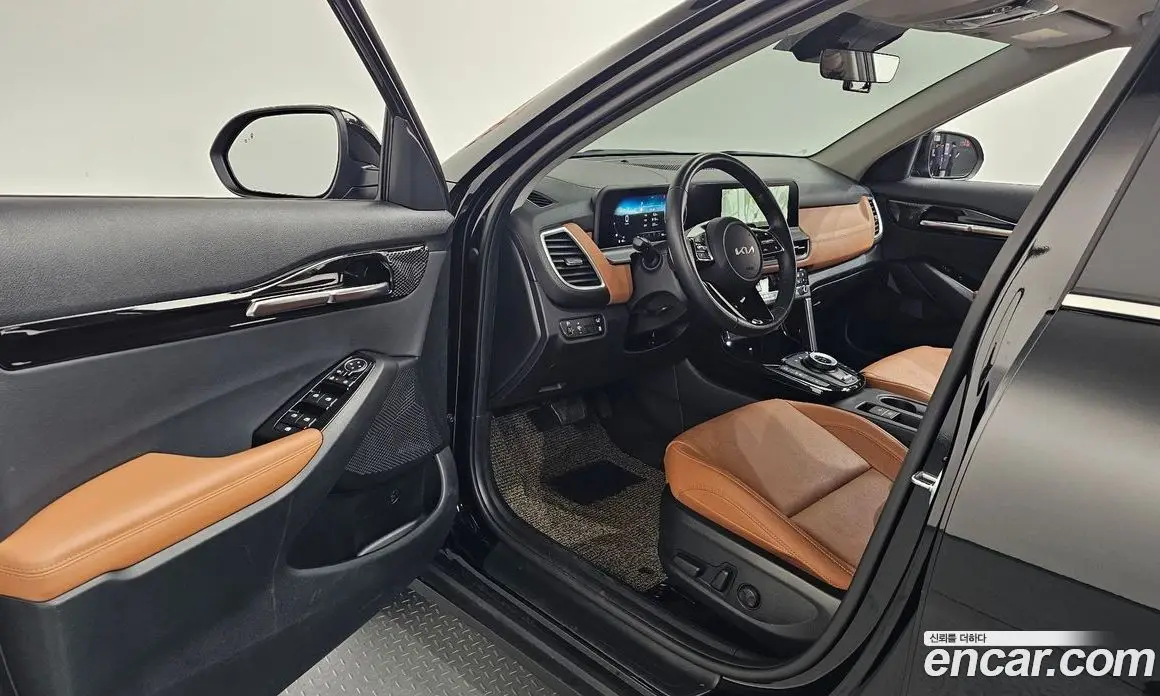 Kia Seltos 2025 1.6 автомат (гидро), фото 13 Kia Seltos 2025 1.6 автомат (гидро), фото 13
