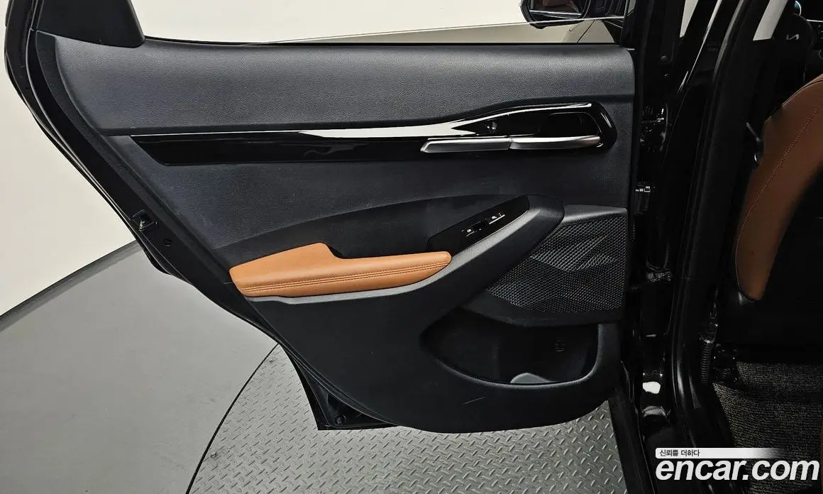 Kia Seltos 2025 1.6 автомат (гидро), фото 15 Kia Seltos 2025 1.6 автомат (гидро), фото 15