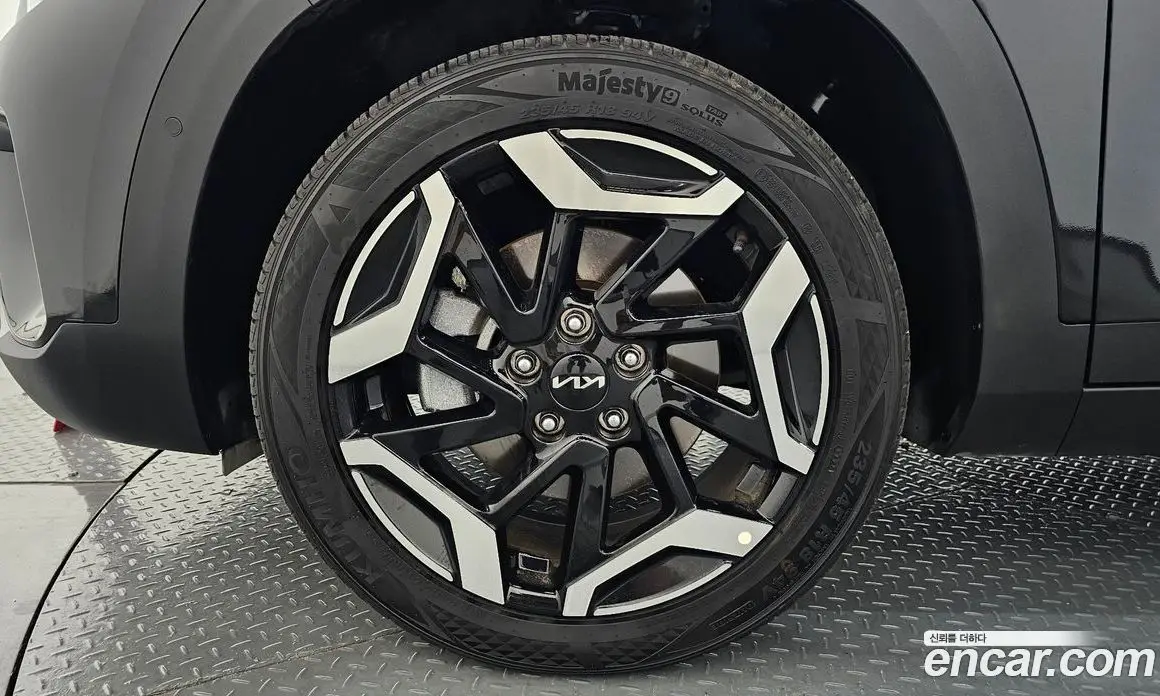 Kia Seltos 2025 1.6 автомат (гидро), фото 5 Kia Seltos 2025 1.6 автомат (гидро), фото 5