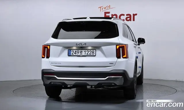 Kia Sorento 2024 1.6 автомат (гидро), миниатюра 4 Kia Sorento 2024 1.6 автомат (гидро), миниатюра 4