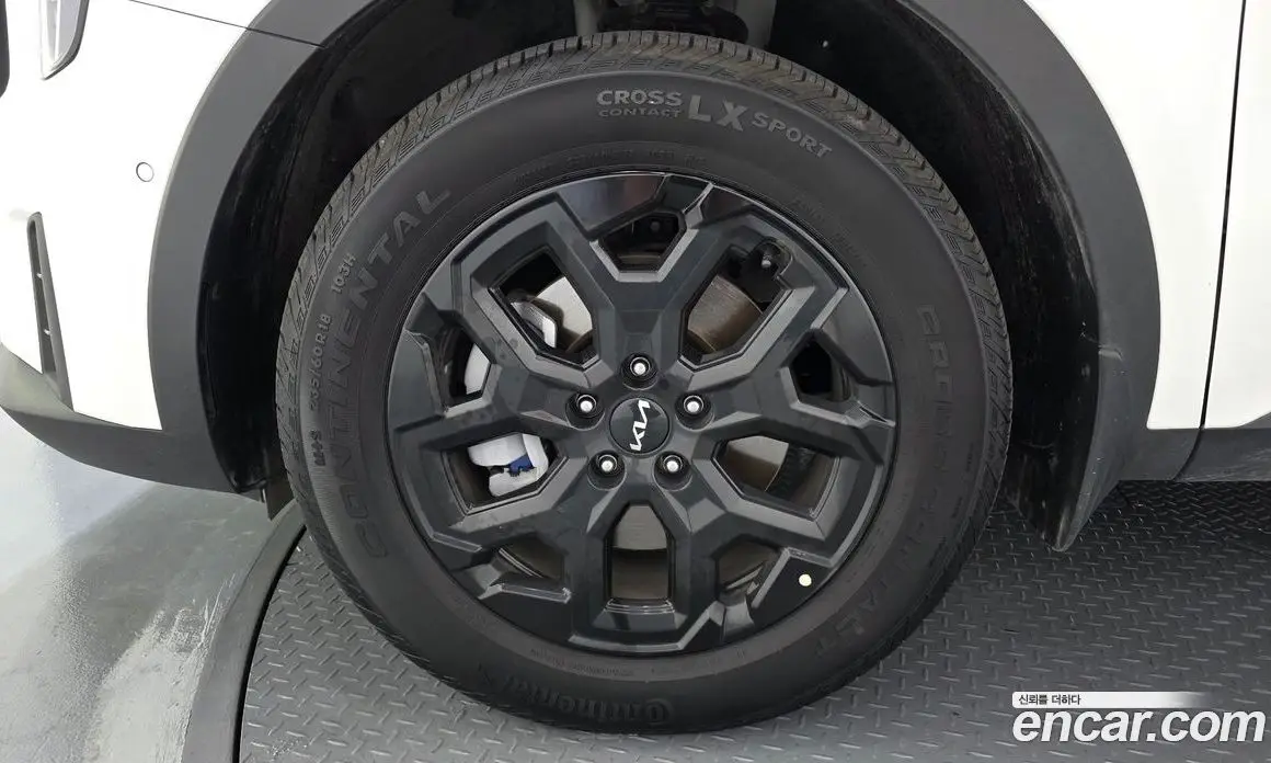 Kia Sorento 2024 1.6 автомат (гидро), фото 5 Kia Sorento 2024 1.6 автомат (гидро), фото 5