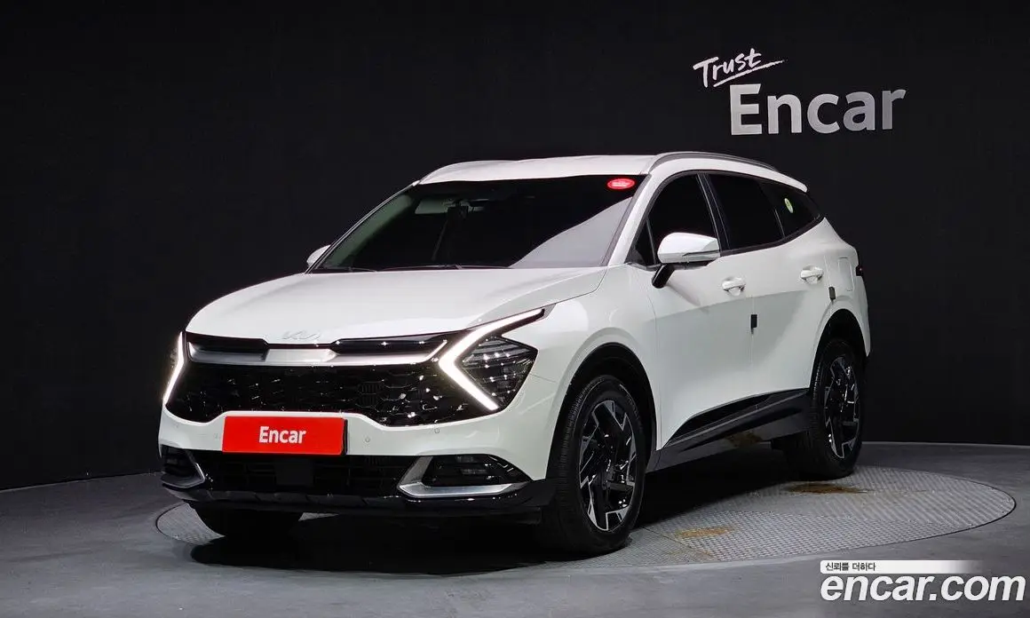 Kia Sportage 2023 1.6 автомат (гидро), фото 1 Kia Sportage 2023 1.6 автомат (гидро), фото 1