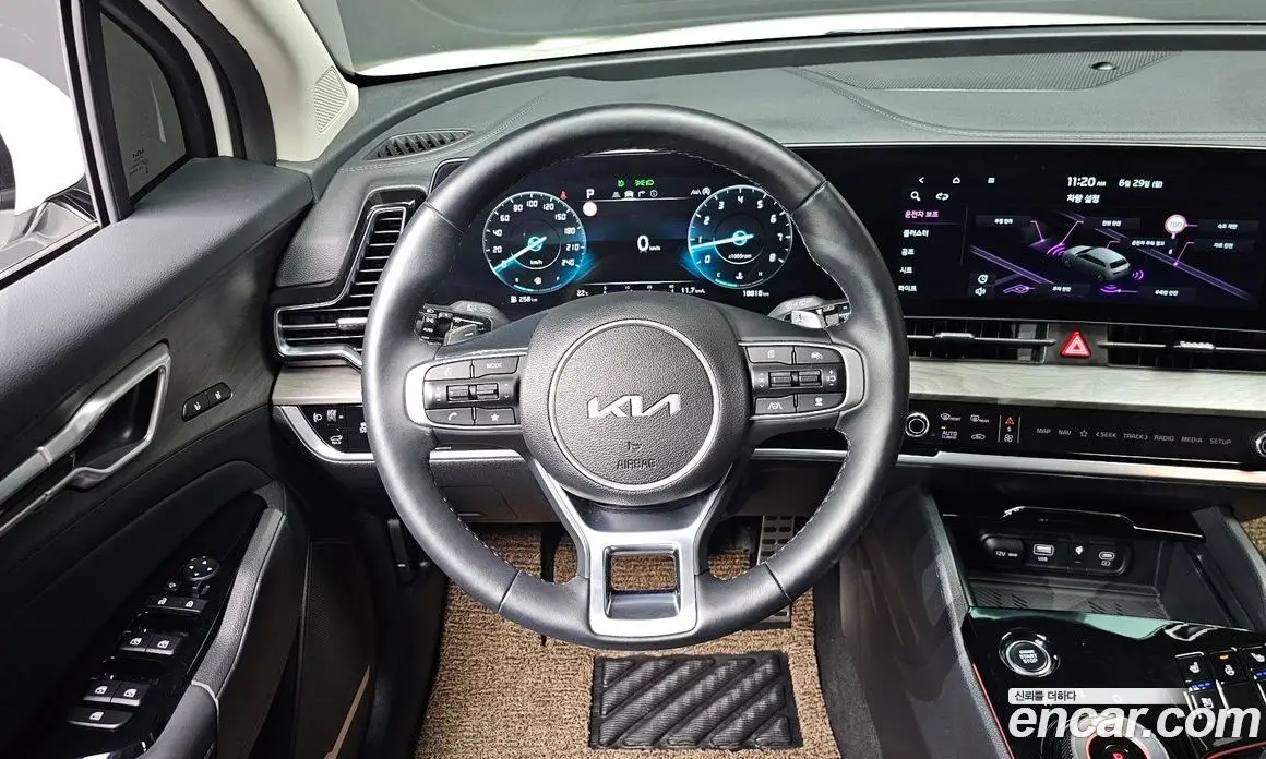 Kia Sportage 2023 1.6 автомат (гидро), фото 18 Kia Sportage 2023 1.6 автомат (гидро), фото 18