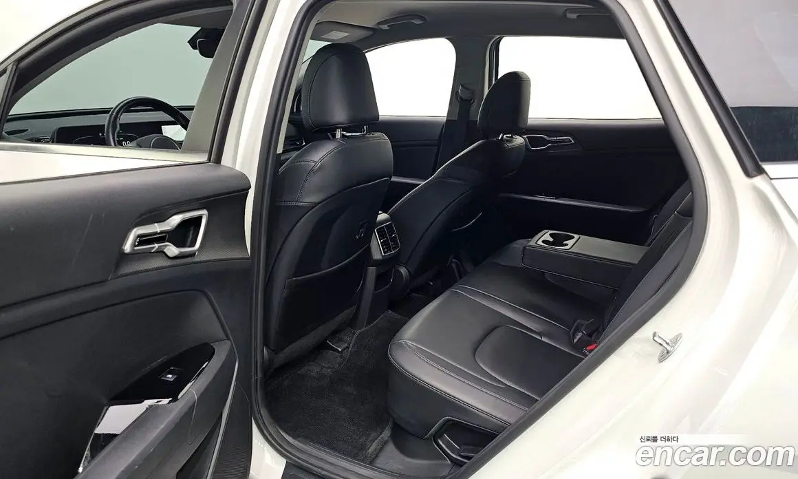 Kia Sportage 2023 1.6 автомат (гидро), фото 11 Kia Sportage 2023 1.6 автомат (гидро), фото 11