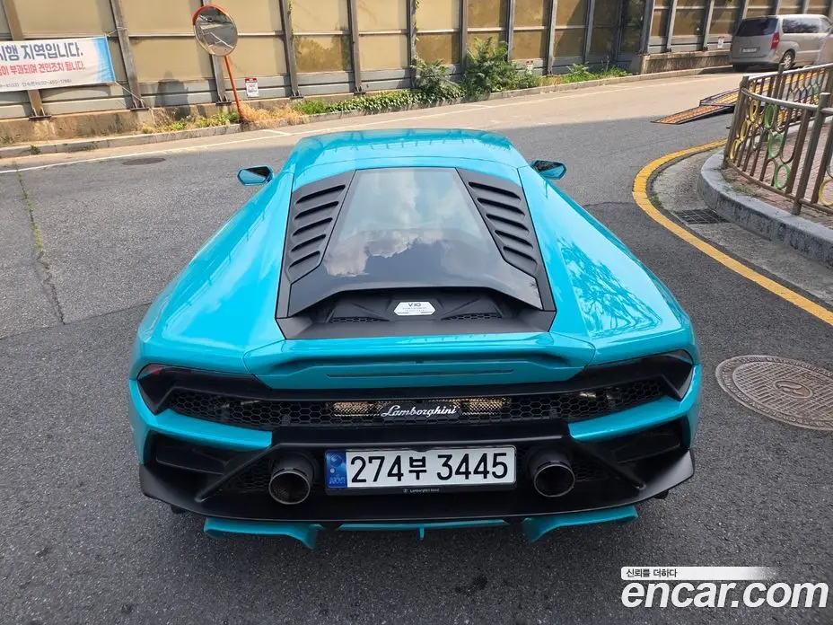 Lamborghini Huracan 2021 5.2 автомат (гидро), фото 4 Lamborghini Huracan 2021 5.2 автомат (гидро), фото 4