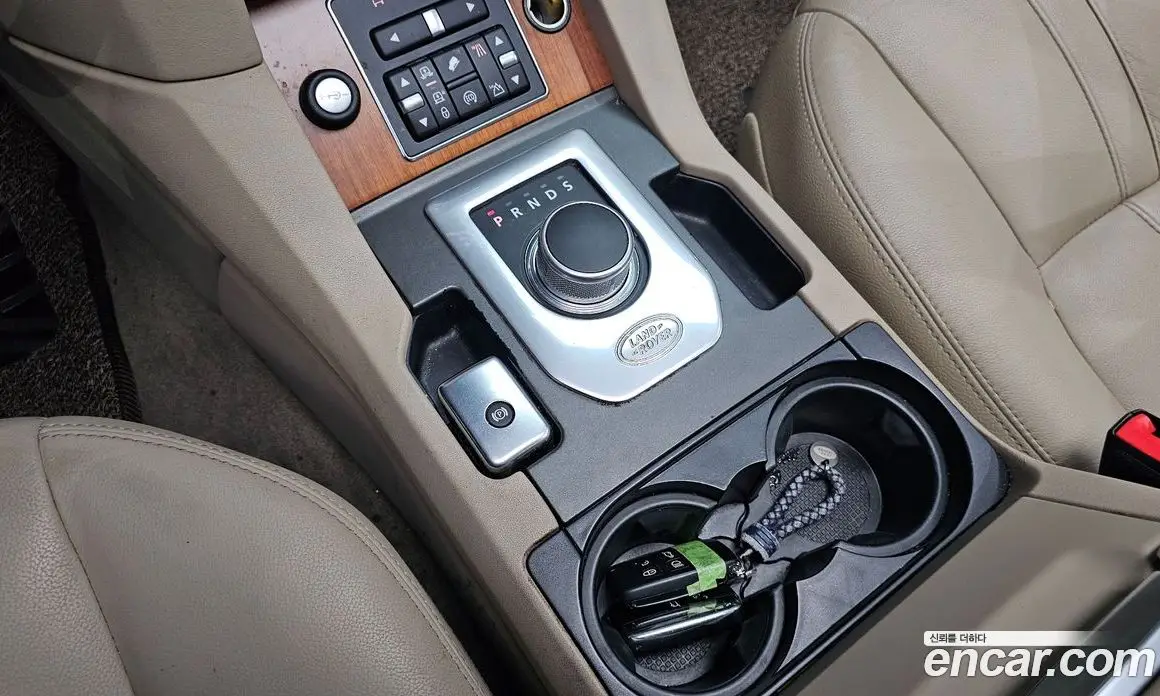 Land Rover Discovery 2016 3.0 автомат (гидро), фото 12 Land Rover Discovery 2016 3.0 автомат (гидро), фото 12
