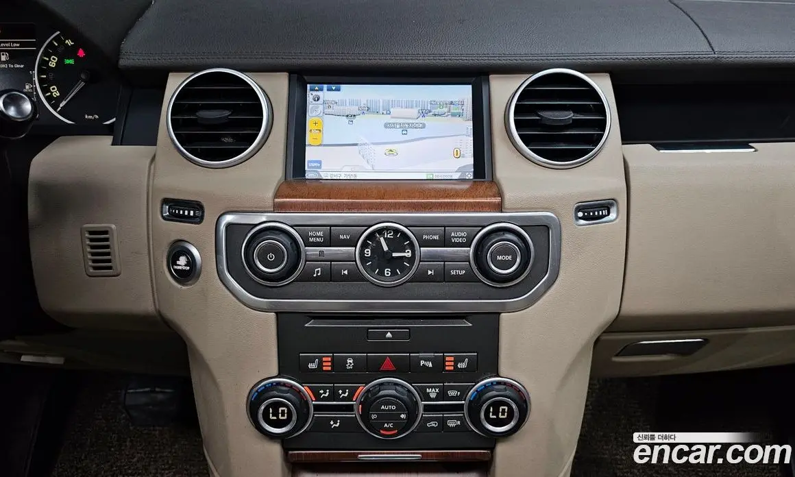 Land Rover Discovery 2016 3.0 автомат (гидро), фото 20 Land Rover Discovery 2016 3.0 автомат (гидро), фото 20
