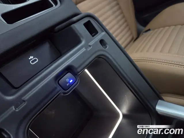Land Rover Discovery 2025 3.0 автомат (гидро), миниатюра 12