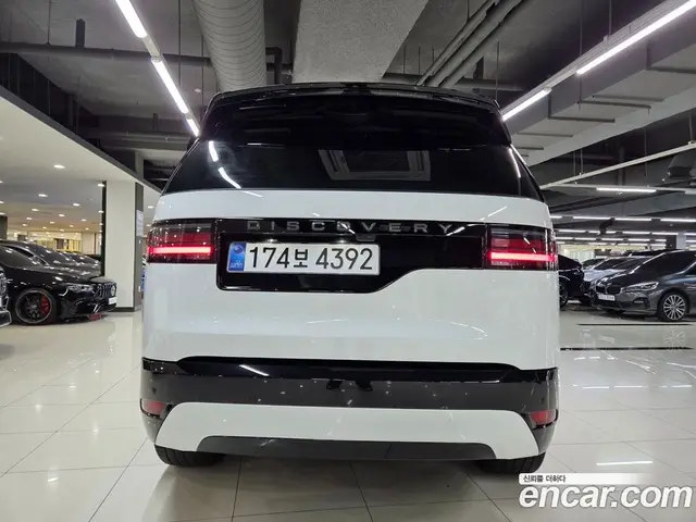 Land Rover Discovery 2025 3.0 автомат (гидро), миниатюра 4 Land Rover Discovery 2025 3.0 автомат (гидро), миниатюра 4