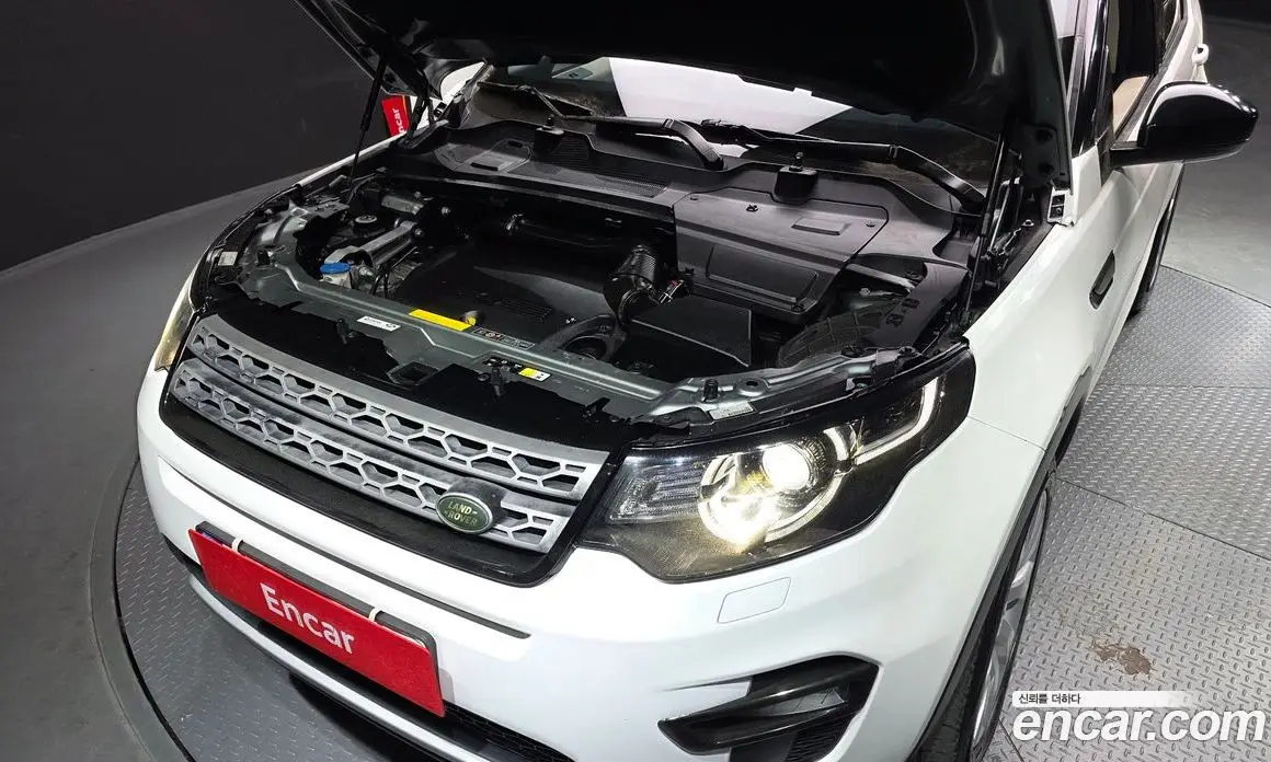 Land Rover Discovery Sport 2015 2.2 автомат (гидро), фото 6