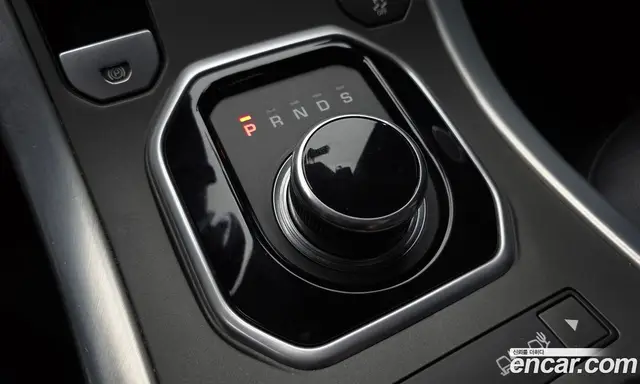 Land Rover Range Rover Evoque 2017 2.0 автомат (гидро), миниатюра 12