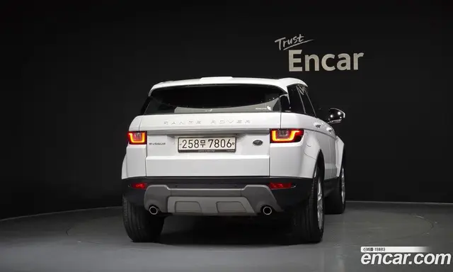 Land Rover Range Rover Evoque 2017 2.0 автомат (гидро), миниатюра 4 Land Rover Range Rover Evoque 2017 2.0 автомат (гидро), миниатюра 4