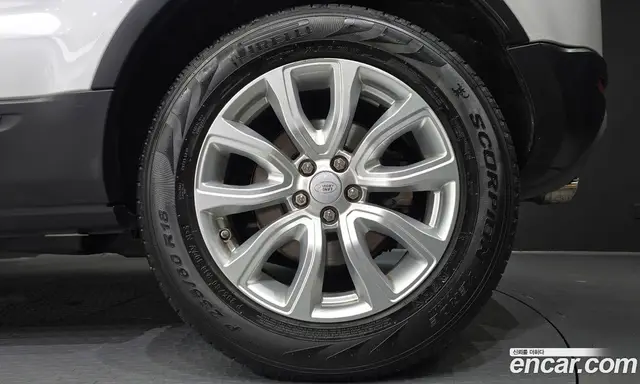 Land Rover Range Rover Evoque 2017 2.0 автомат (гидро), миниатюра 7 Land Rover Range Rover Evoque 2017 2.0 автомат (гидро), миниатюра 7