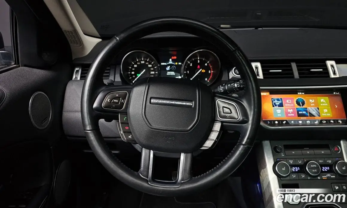 Land Rover Range Rover Evoque 2018 2.0 автомат (гидро), фото 14